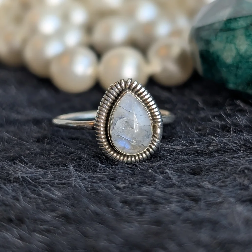Sterling Moonstone Ring 7.5 - Everyday 925 Silver Jewelry
